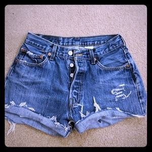 Levi 501 ripped denim shorts